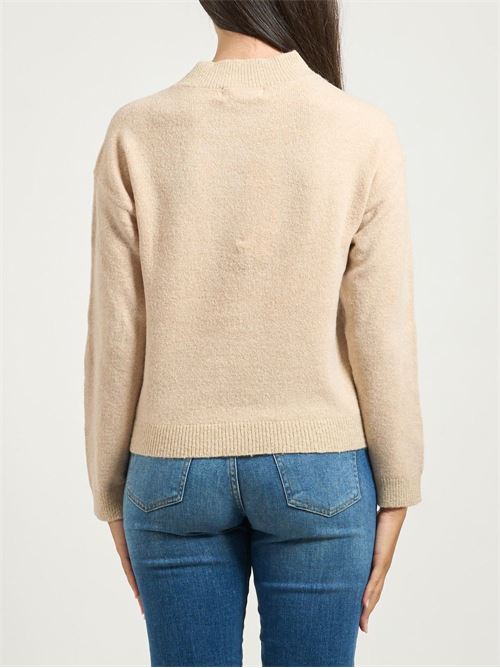  YES ZEE | M003 BT00/0222